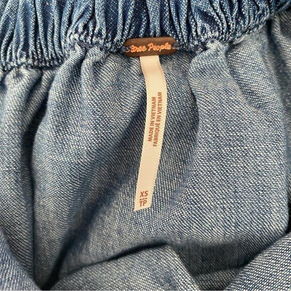 Free People Maxine Off Shoulder Cotton Denim Jean Top size XS - Picture 9 of 9